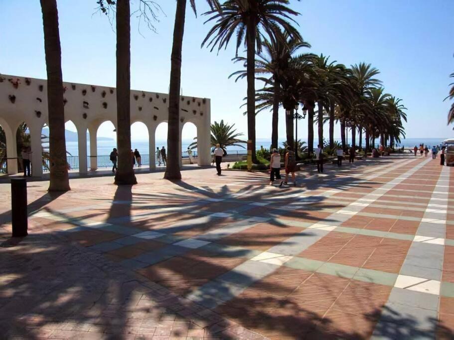 Bajo Playazo Jimena 6 Apartment Nerja Ngoại thất bức ảnh